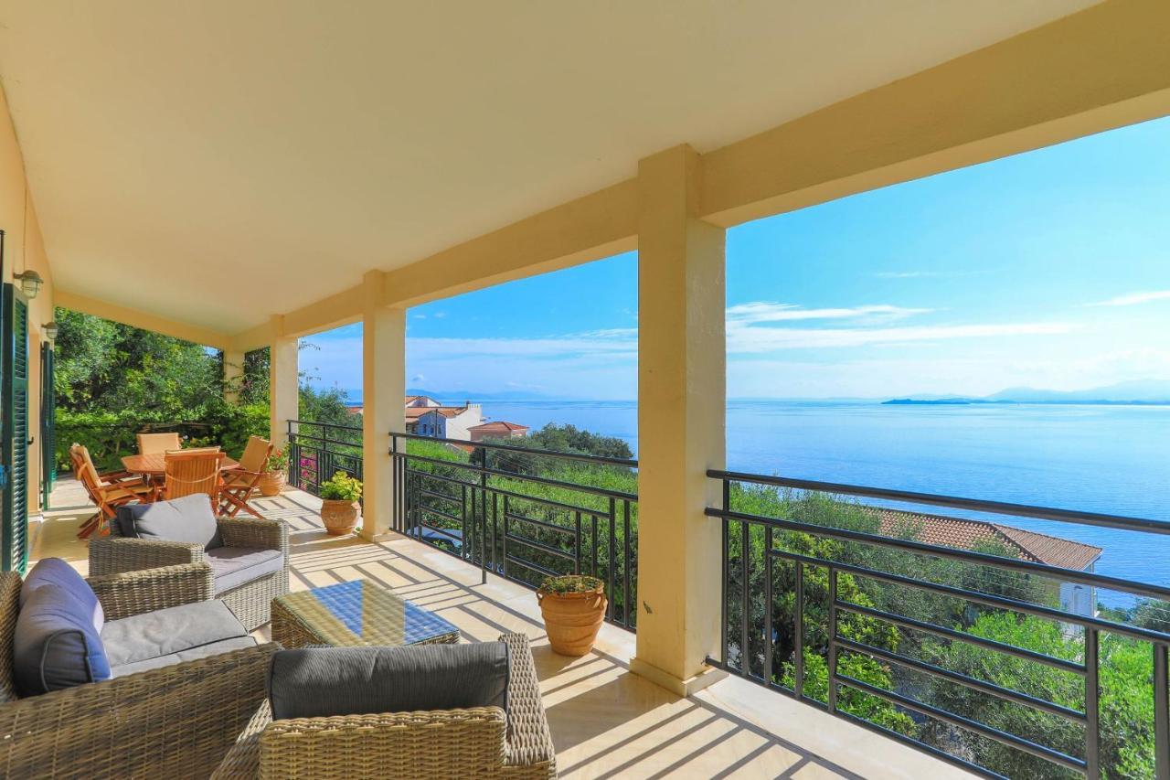Villa Natasha Katavolos Ngoại thất bức ảnh