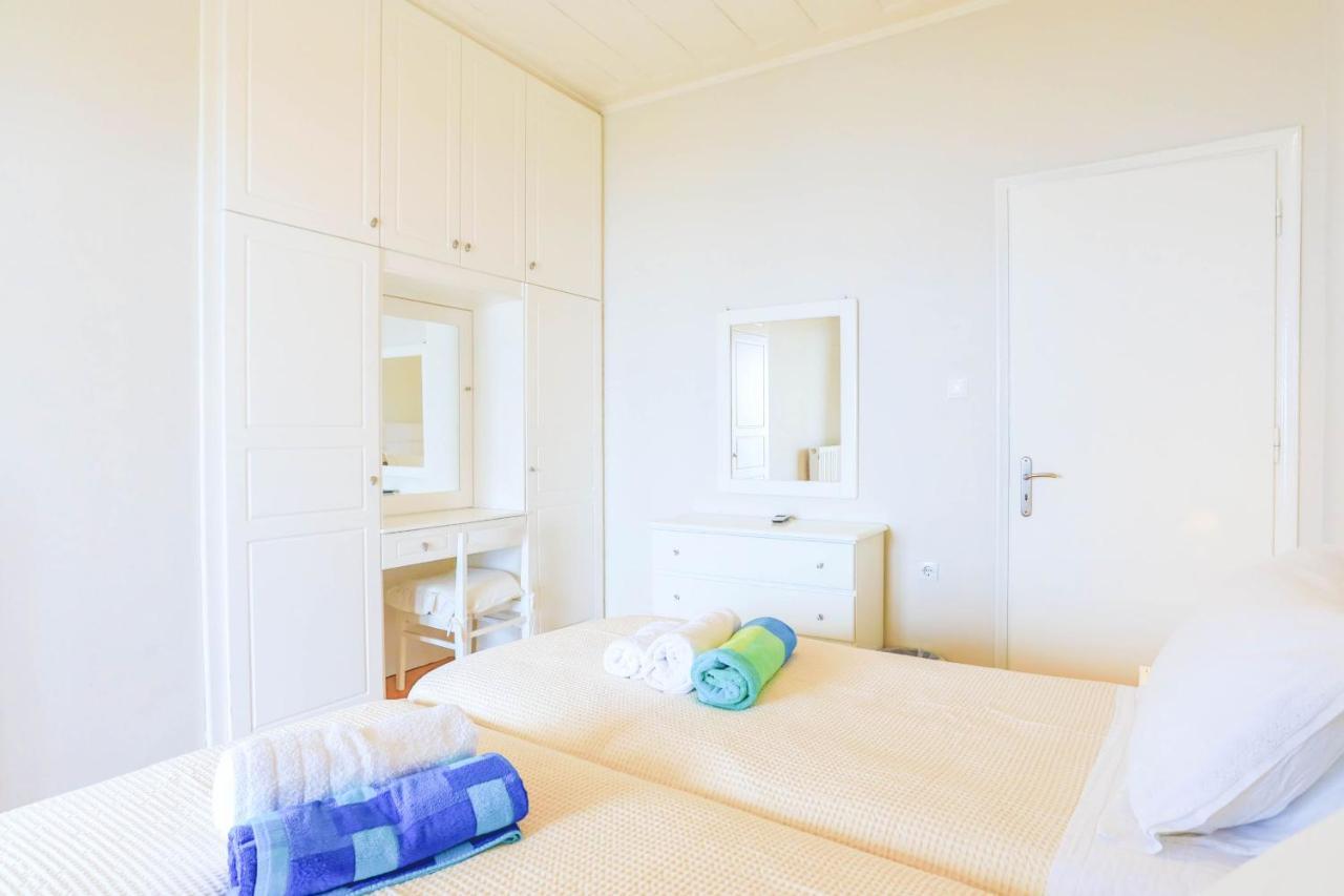 Villa Natasha Katavolos Ngoại thất bức ảnh